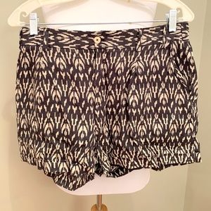 Massimo Dutti Black & Cream Ikat Patterned Shorts